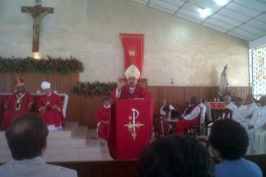 Ceremona en la iglesia Our Lady of Fatima
