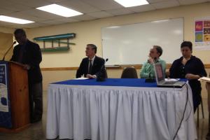 Director del Instituto de Relaciones Internacionales, Profesor Andy Knight