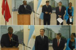 Discursos de las autoridades universitarias